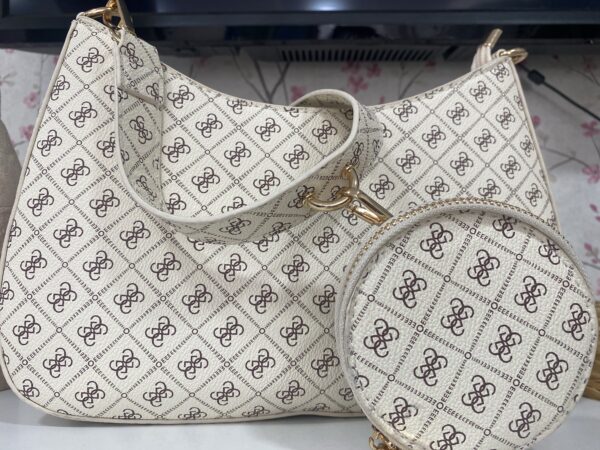 Bolso guess 2